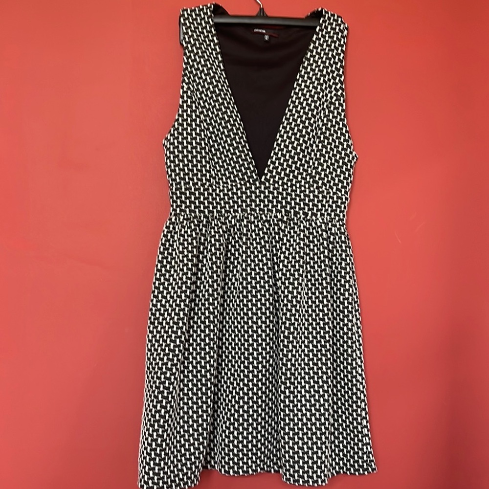 Love Culture Plunge Dress Size M